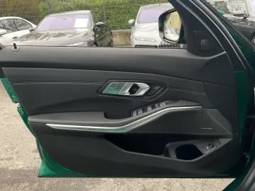 BMW M3 Competition xDrive Touring    Schalensitze