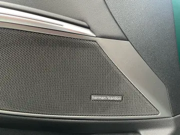 BMW M3 Competition xDrive Touring    Schalensitze