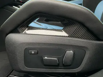 BMW M3 Competition xDrive Touring    Schalensitze