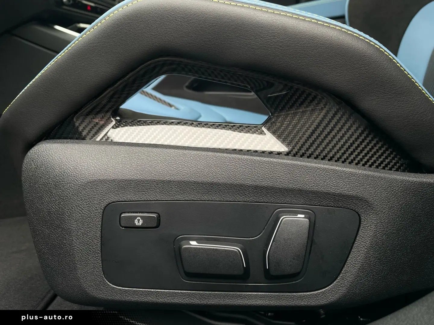 BMW M3 Competition xDrive Touring    Schalensitze