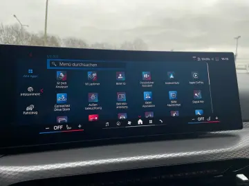 BMW M3 Competition xDrive Touring    Schalensitze