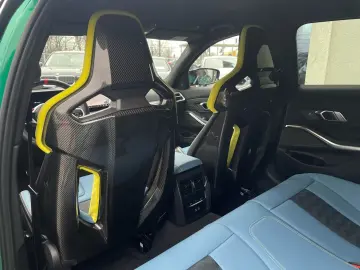 BMW M3 Competition xDrive Touring    Schalensitze