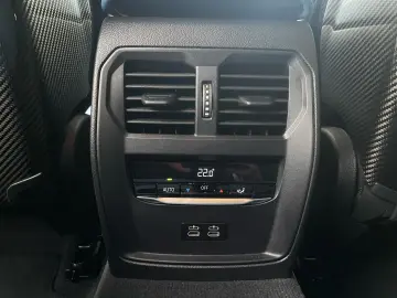 BMW M3 Competition xDrive Touring    Schalensitze