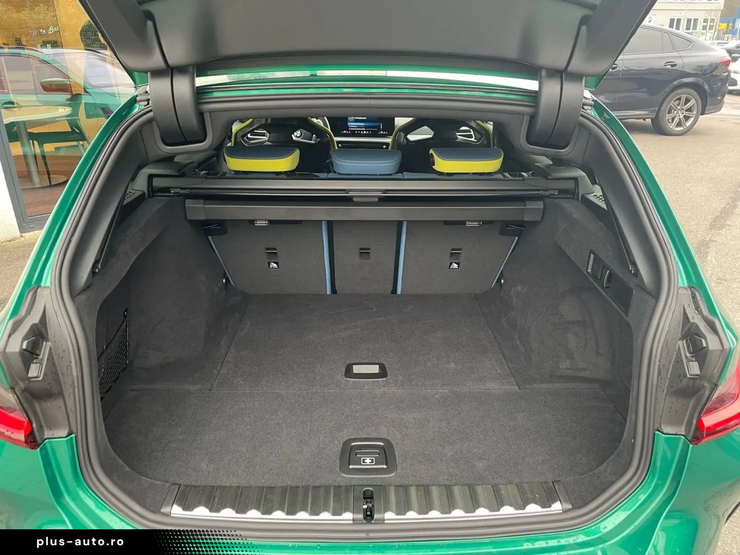 BMW M3 Competition xDrive Touring    Schalensitze