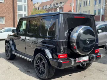 MERCEDES-BENZ G63 AMG EXCLUSIVE LEDER-ROT FOND-ENTERTAINMENT