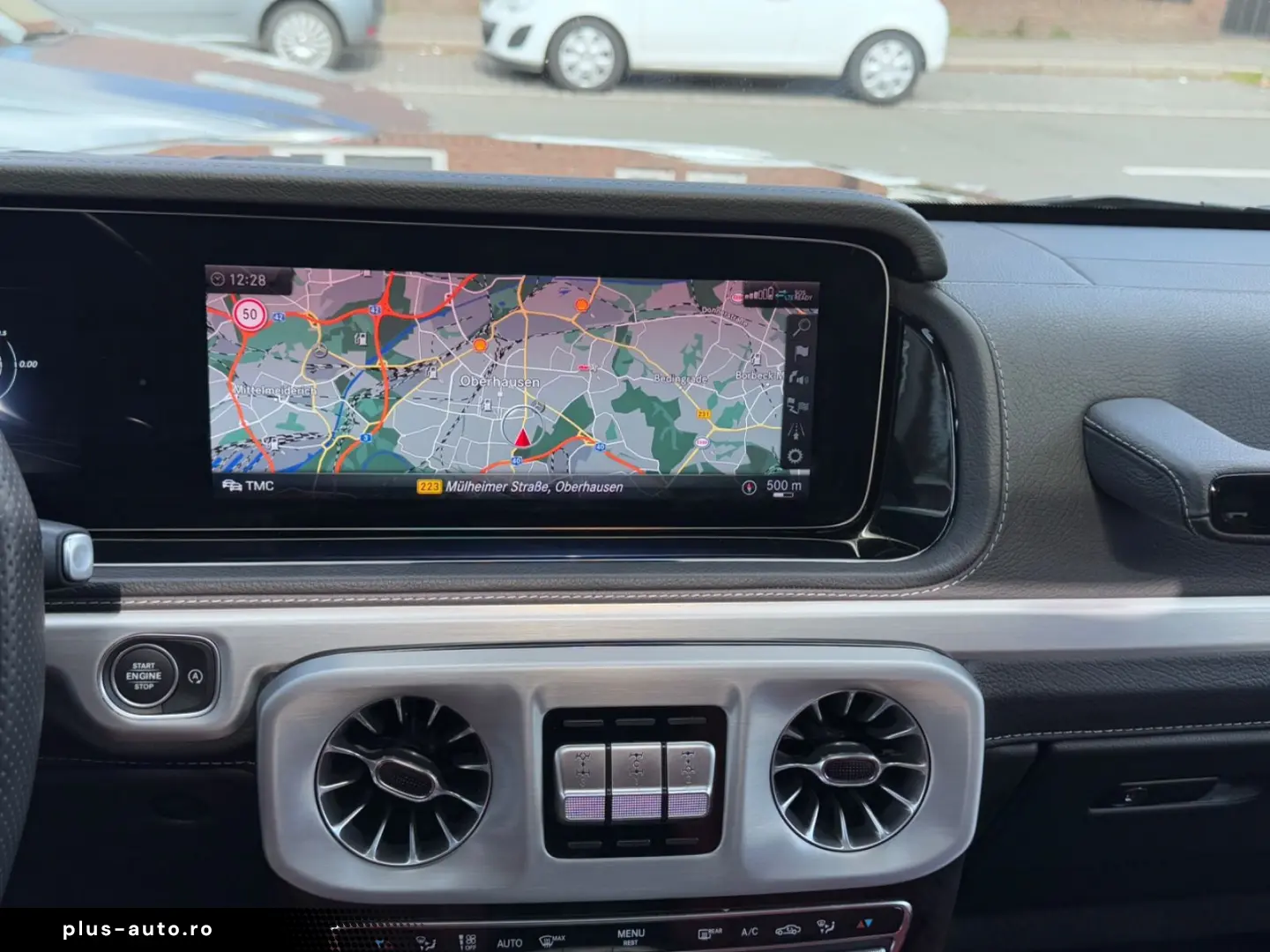 MERCEDES-BENZ G63 AMG EXCLUSIVE LEDER-ROT FOND-ENTERTAINMENT