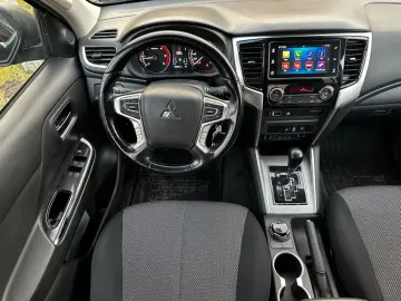 MITSUBISHI L200 Automat Top Doppelkabine 4WD 360 Kam AHK