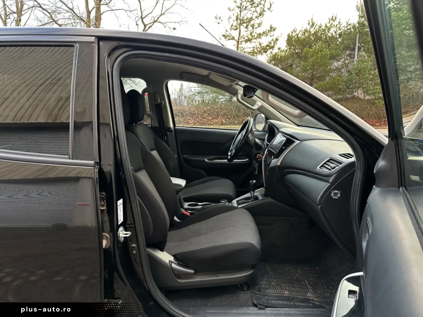 MITSUBISHI L200 Automat Top Doppelkabine 4WD 360 Kam AHK