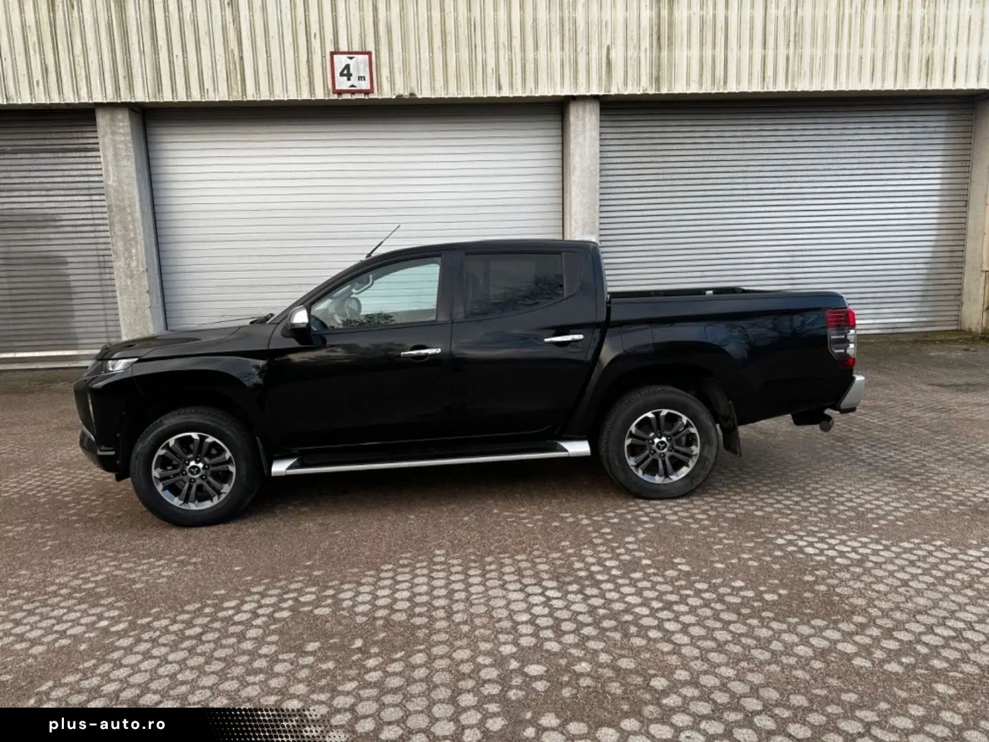 MITSUBISHI L200 Automat Top Doppelkabine 4WD 360 Kam AHK