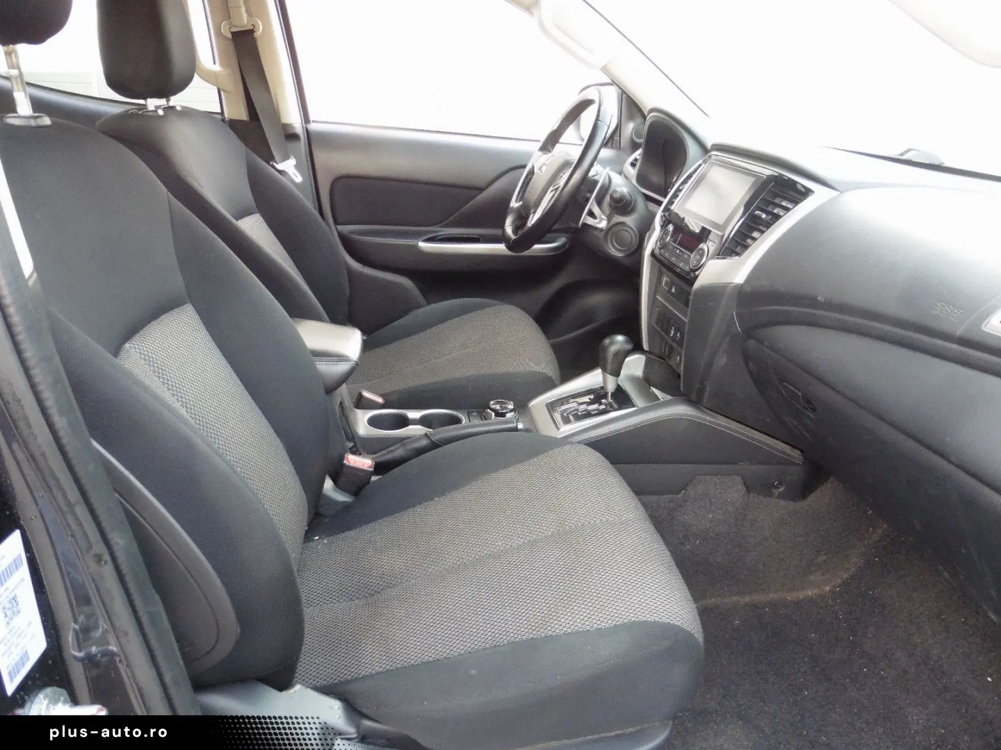 MITSUBISHI L200 Select Doppelkabine 4WD Automatik