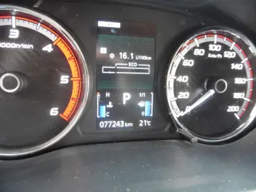 MITSUBISHI L200 Select Doppelkabine 4WD Automatik