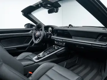 Porsche 992 Carrera Cabriolet TOP 1.HD DT. FZG LIFT BOSE