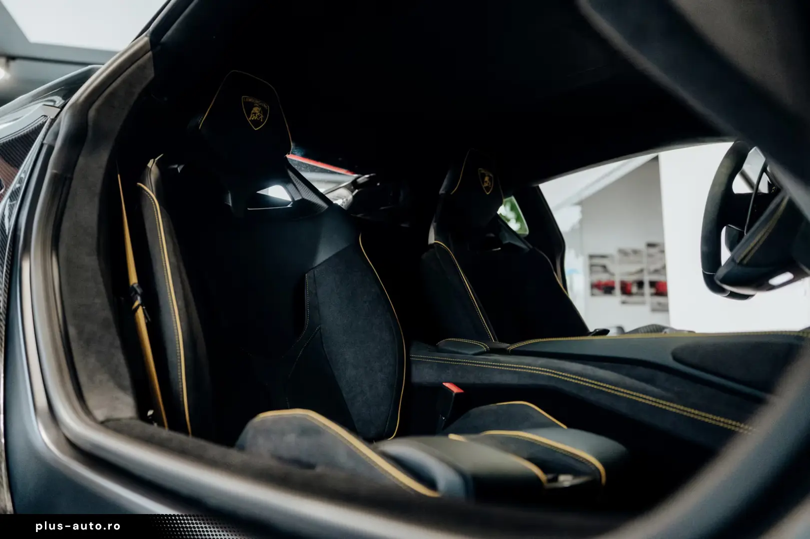 Lamborghini Revuelto