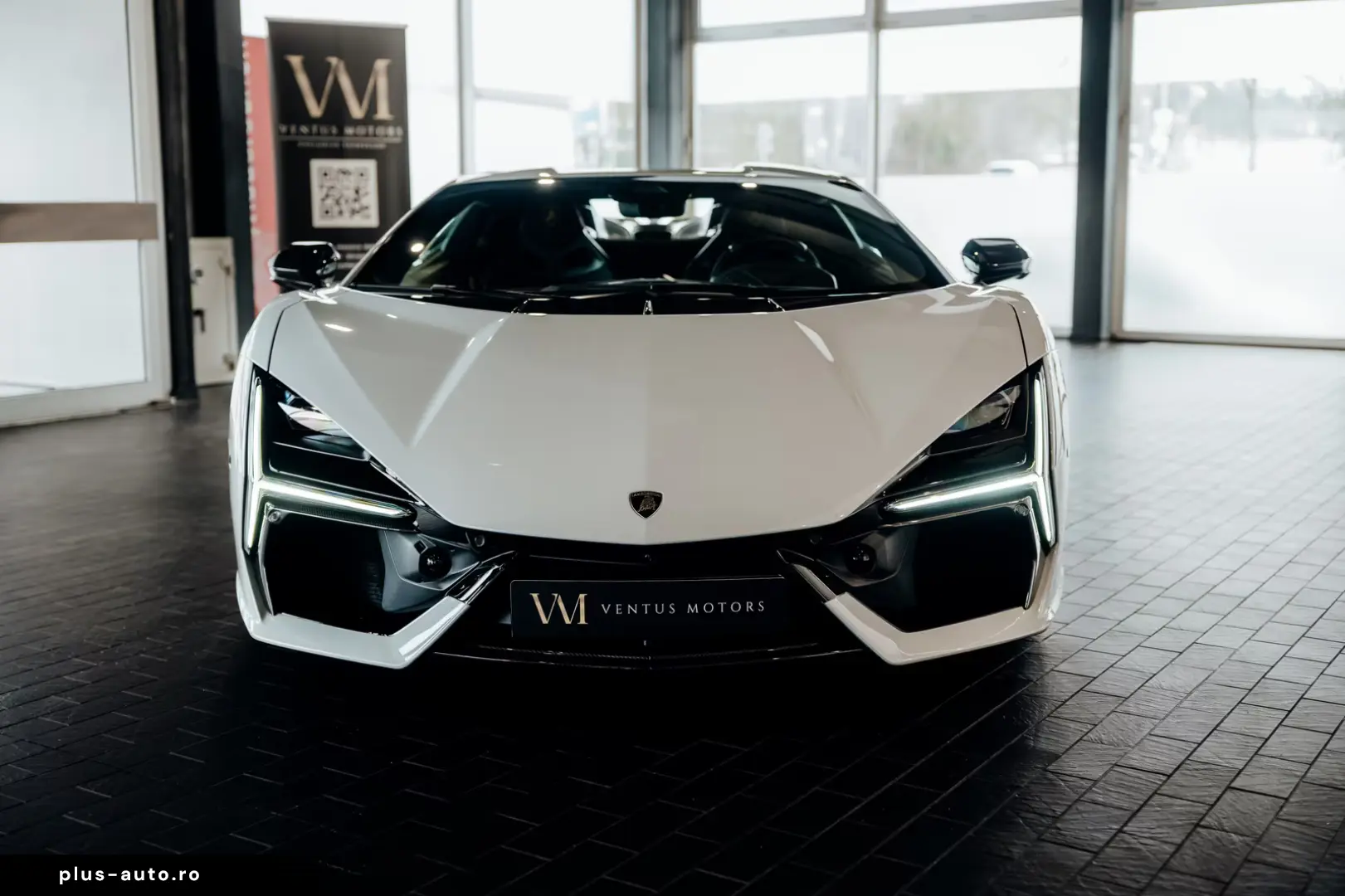 Lamborghini Revuelto