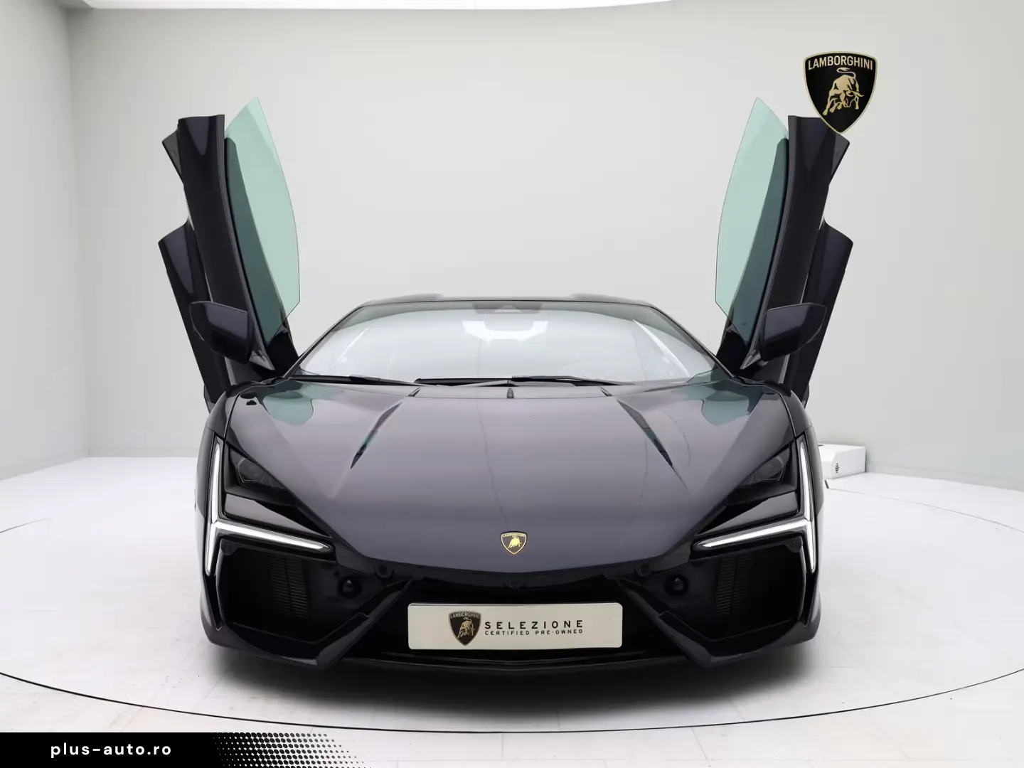 Lamborghini Revuelto