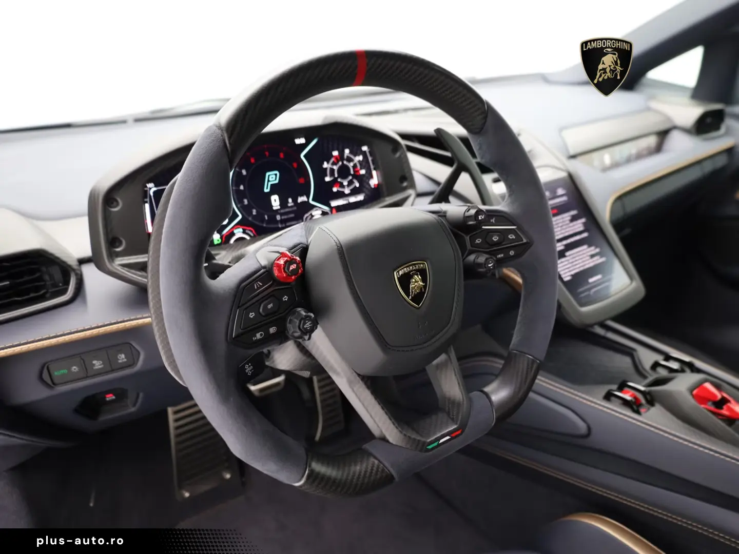 Lamborghini Revuelto