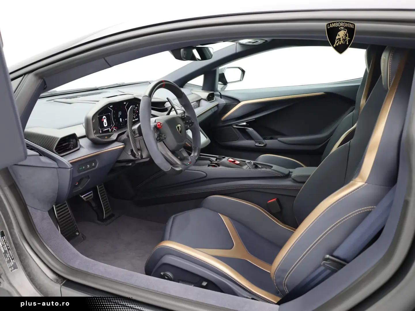 Lamborghini Revuelto