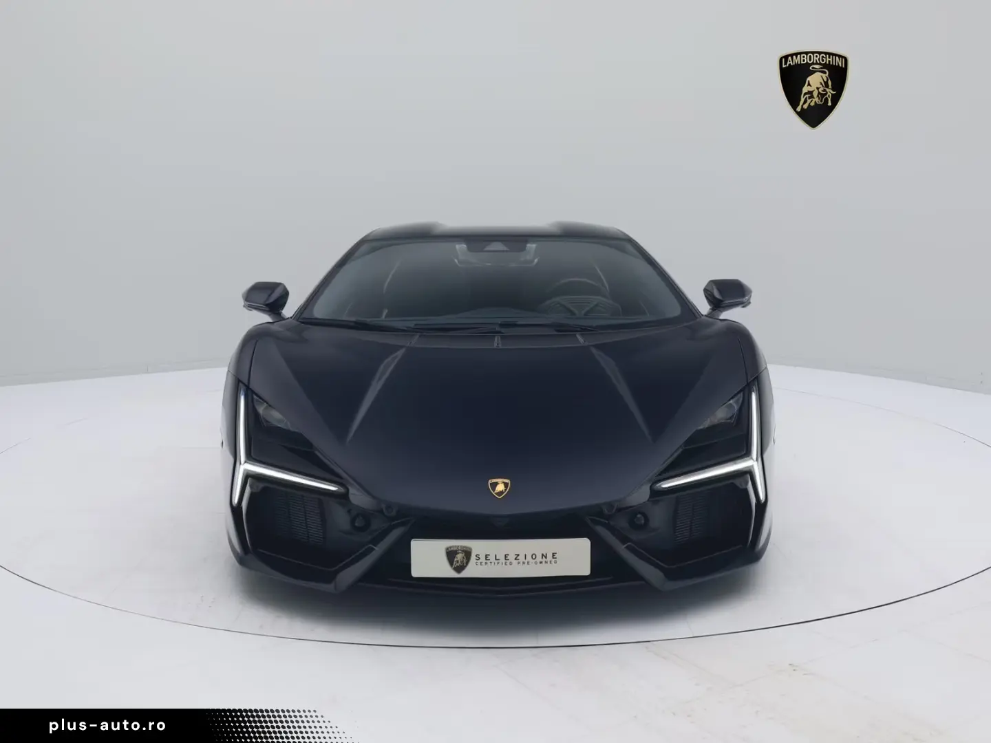 Lamborghini Revuelto