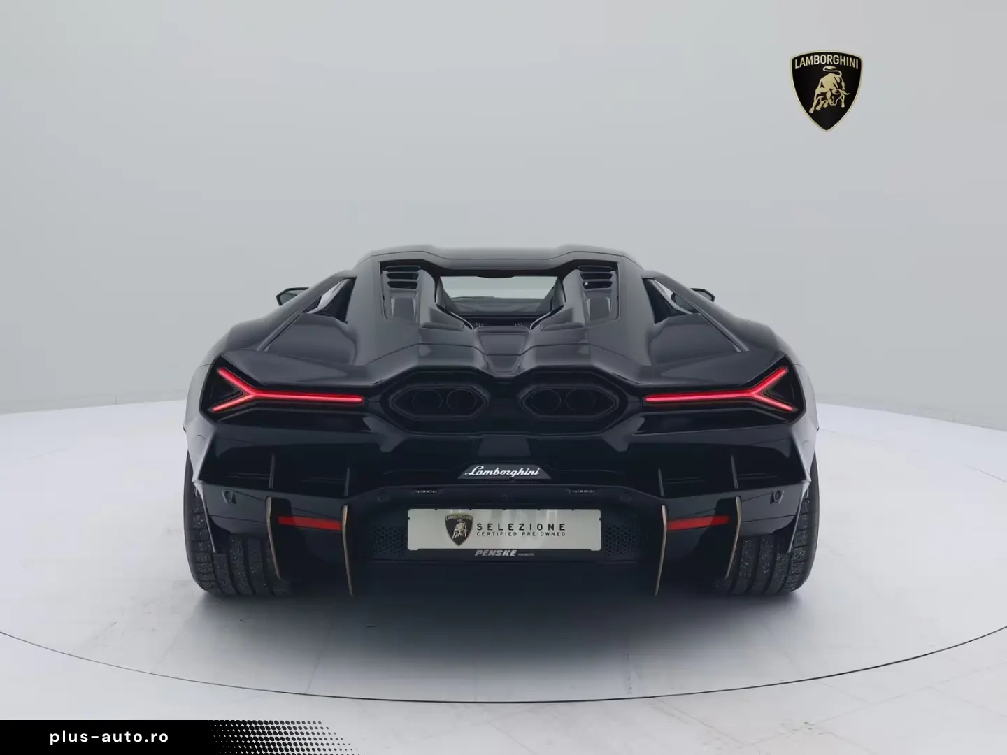 Lamborghini Revuelto