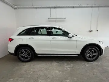 MERCEDES-BENZ GLC 220 d 4Matic