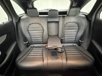 MERCEDES-BENZ GLC 220 d 4Matic