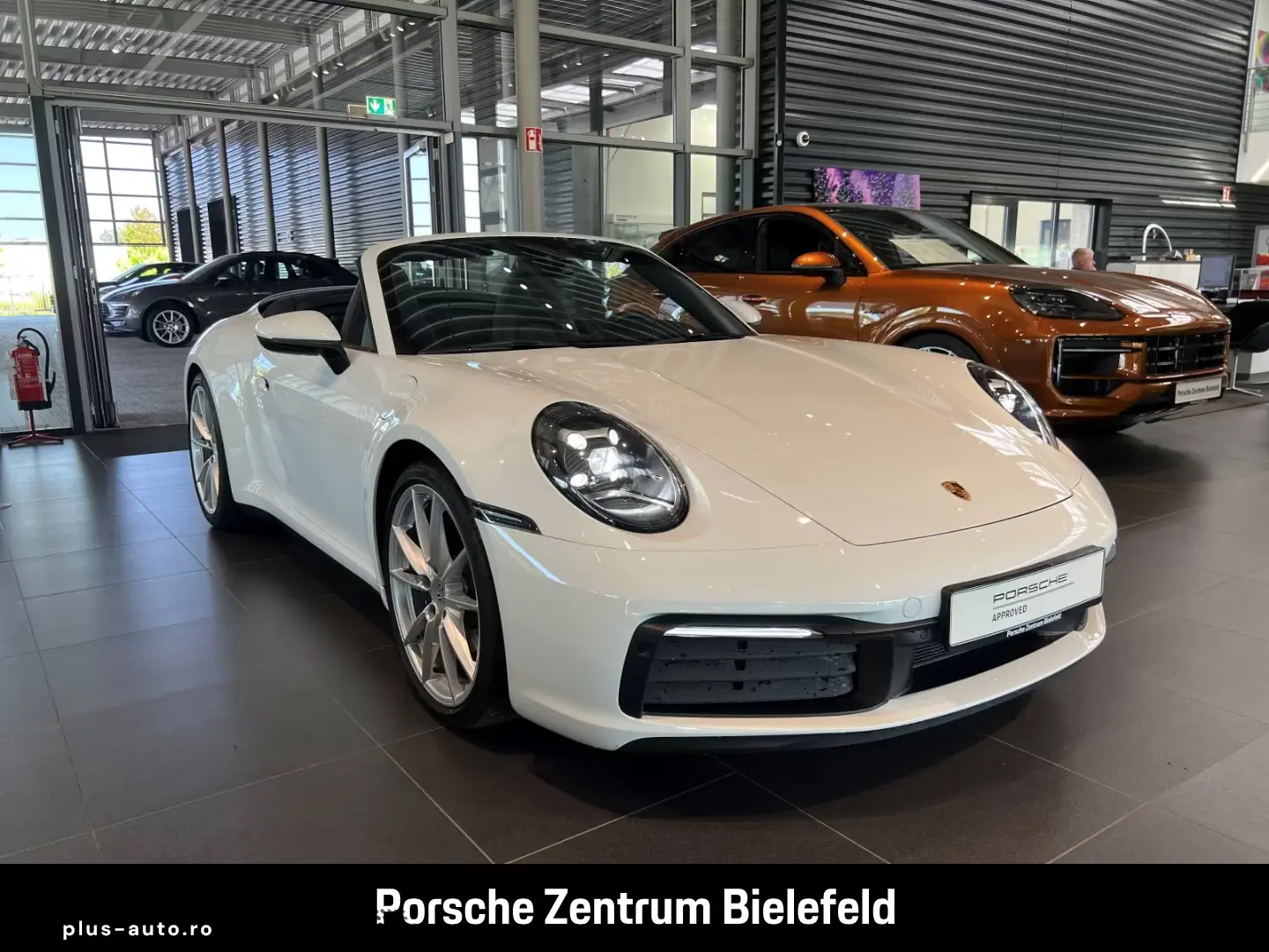 Porsche 992 911 Carrera Cabriolet Sportabgas BOSE 21-Zol