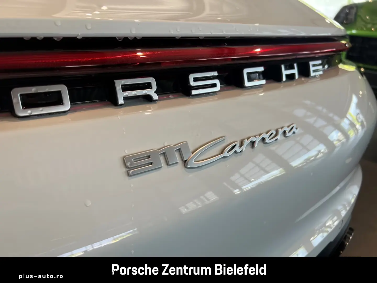 Porsche 992 911 Carrera Cabriolet Sportabgas BOSE 21-Zol