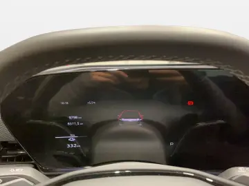 AUDI A6 Avant e-tron quattro 360 4xSHZ ACC AHK