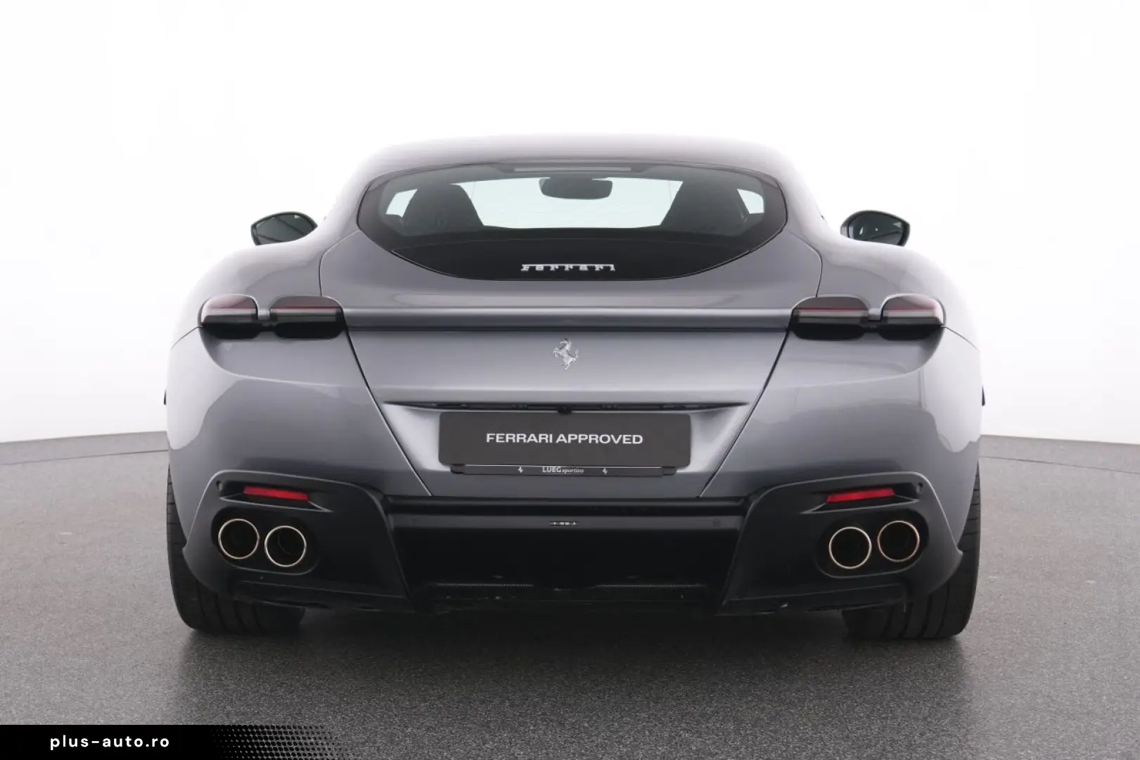 FERRARI Roma LED-Carbon Lenkrad - Surround View