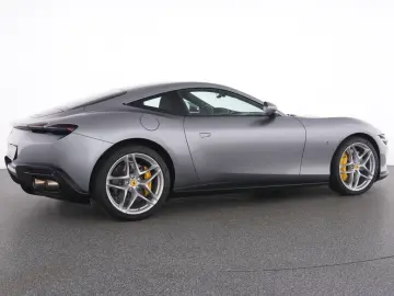 FERRARI Roma LED-Carbon Lenkrad - Surround View