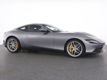 FERRARI Roma LED-Carbon Lenkrad - Surround View