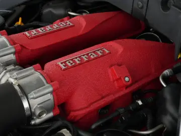 FERRARI Roma LED-Carbon Lenkrad - Surround View