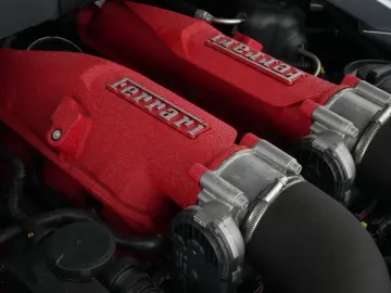 FERRARI Roma LED-Carbon Lenkrad - Surround View