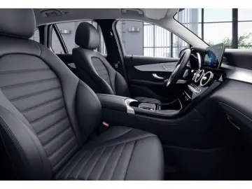 MERCEDES-BENZ GLC 300 4M AMG