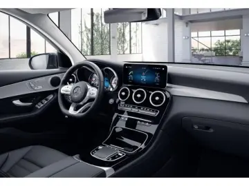 MERCEDES-BENZ GLC 300 4M AMG