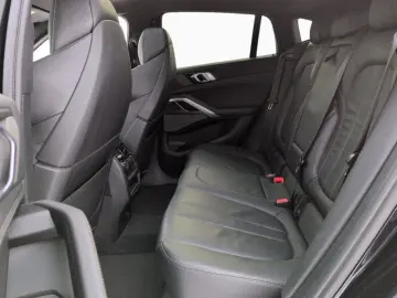 BMW X6 xDr40d MSpo H&K 360 AuxHeat Panoramic IntActSteering