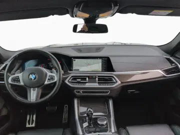 BMW X6 xDr40d MSpo H&K 360 AuxHeat Panoramic IntActSteering