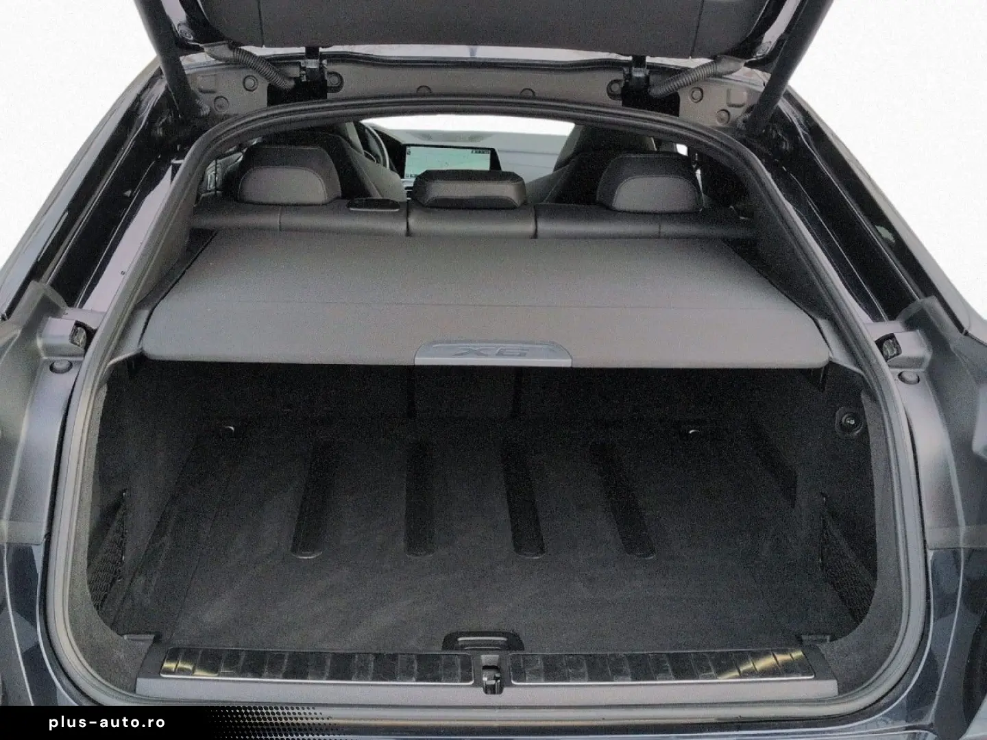 BMW X6 xDr40d MSpo H&K 360 AuxHeat Panoramic IntActSteering