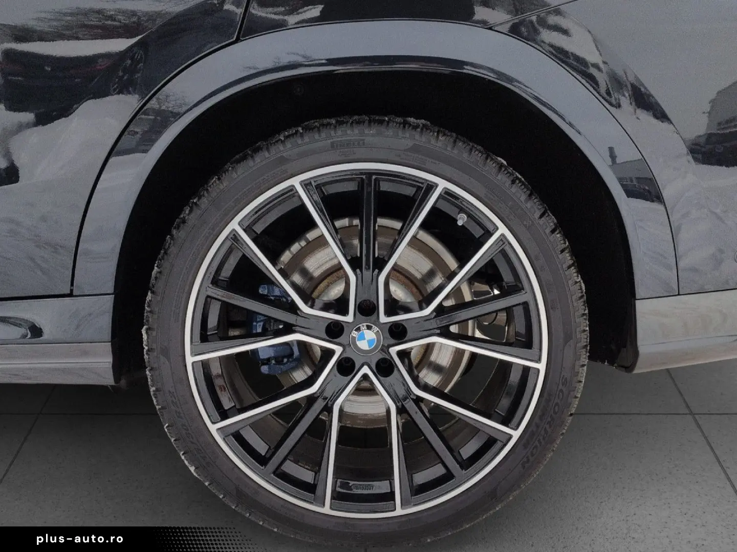 BMW X6 xDr40d MSpo H&K 360 AuxHeat Panoramic IntActSteering