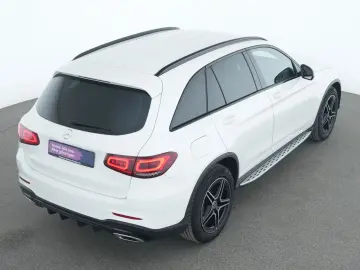 MERCEDES-BENZ GLC 220 d AMG Line