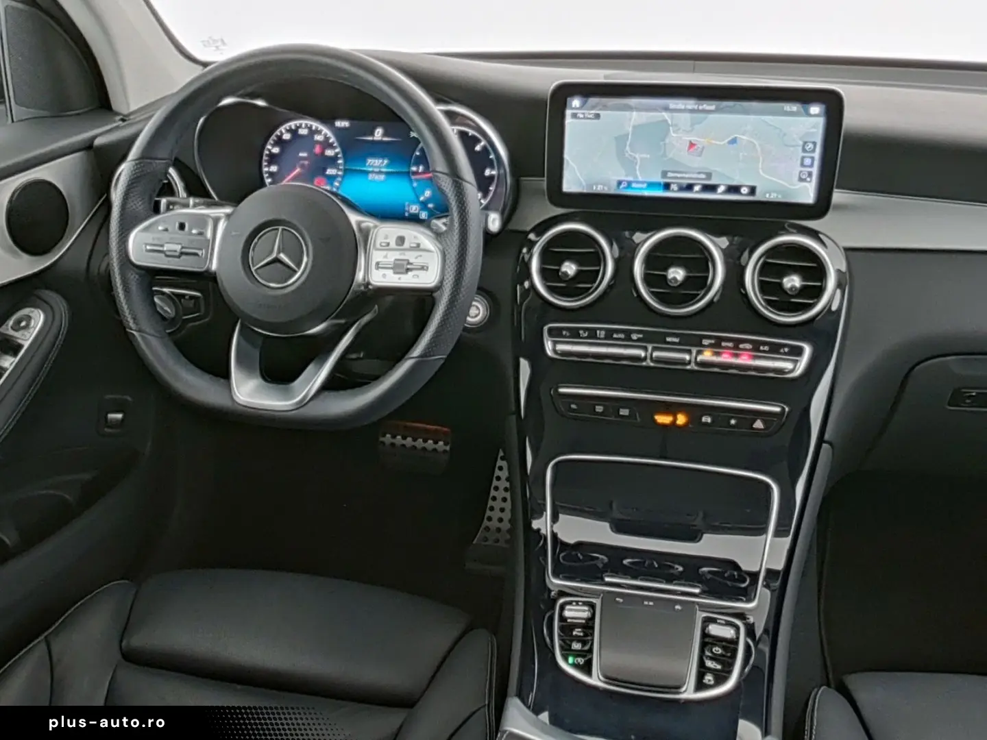 MERCEDES-BENZ GLC 220 d AMG Line