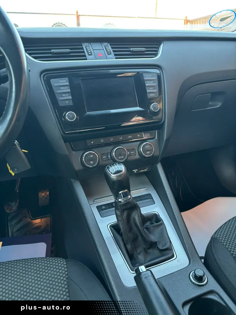 Skoda Octavia 2015 1 4