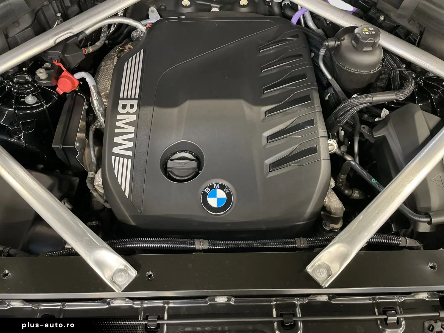 BMW X6 xDr30d MSpo VentilS Massage SoftClo DAPRof IcGlow 360