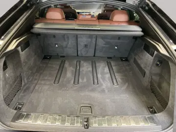 BMW X6 xDr30d MSpo VentilS Massage SoftClo DAPRof IcGlow 360