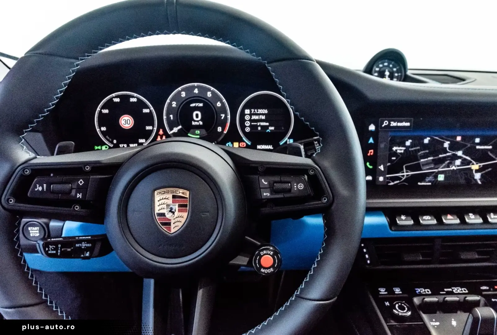 Porsche 992 911 Carrera 4 GTS Cabrio Burmester Rivierabl