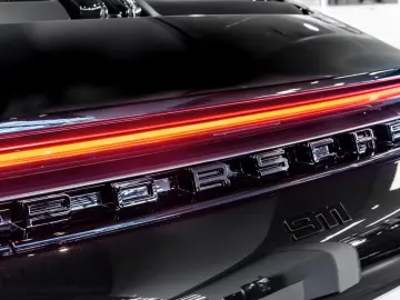 Porsche 992 911 Carrera 4 GTS Cabrio Burmester Rivierabl