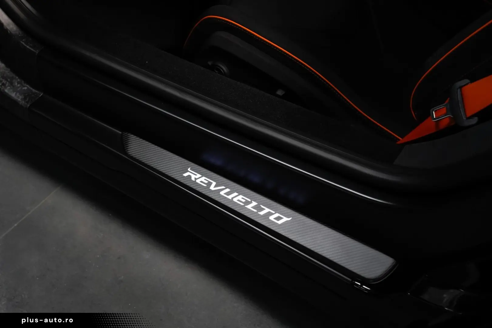 Lamborghini Revuelto