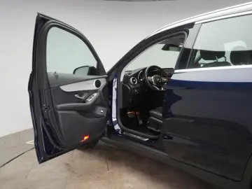 MERCEDES-BENZ GLC 300 d 4Matic