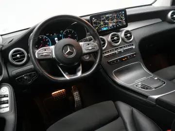 MERCEDES-BENZ GLC 300 d 4Matic