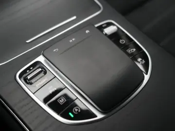 MERCEDES-BENZ GLC 300 d 4Matic